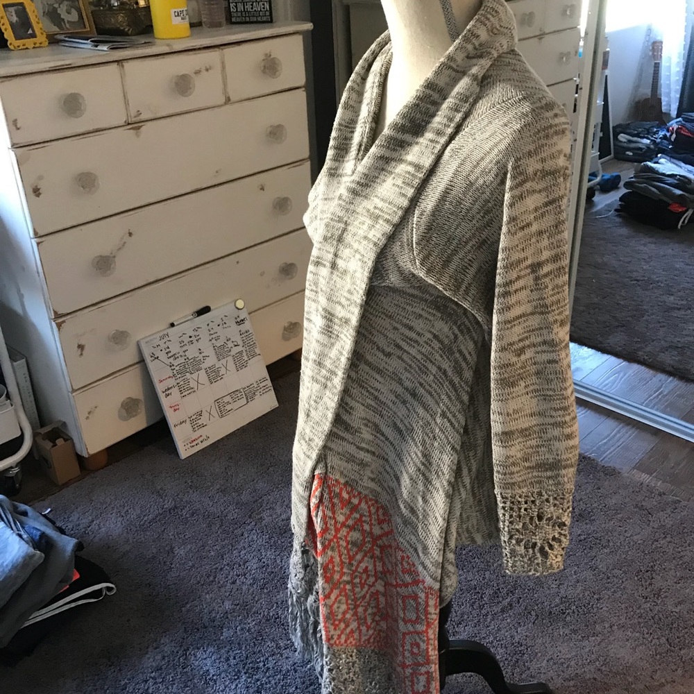 Cardigan - Picture 3 of 4